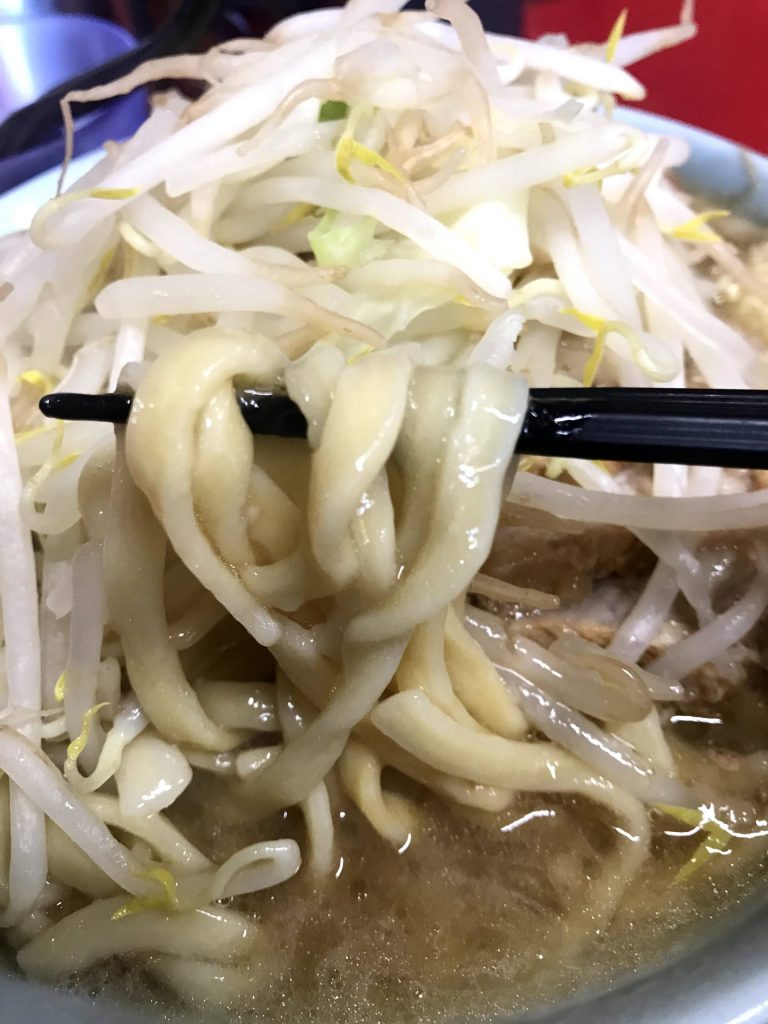 ラーメン二郎 新潟店 おにぎり探偵団 ラーメン二郎 新潟店 おにぎり探偵団